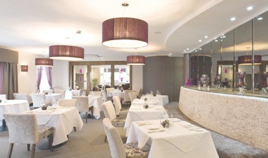 315 Bar & Restaurant